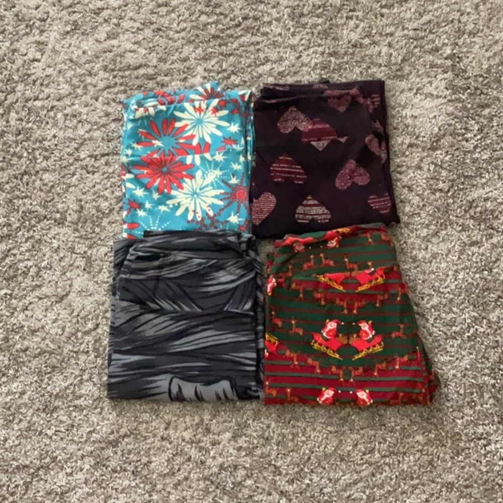 LuLaRoe Holiday Patterned Leggings Set - Multicolor